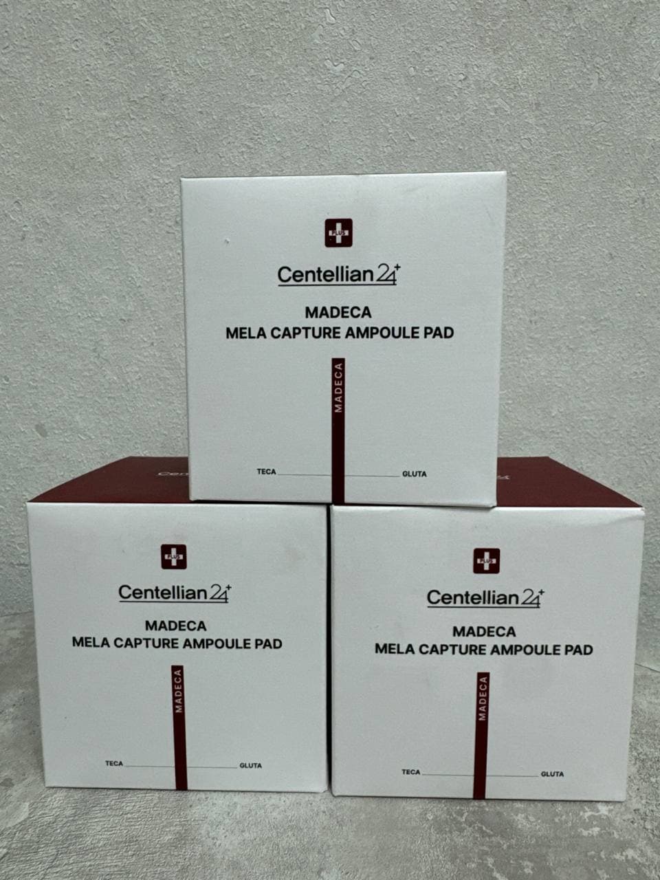 Centellian24 Madeca Mela Capture Ampoule Pad, выравнивающие тон пэды, 60шт