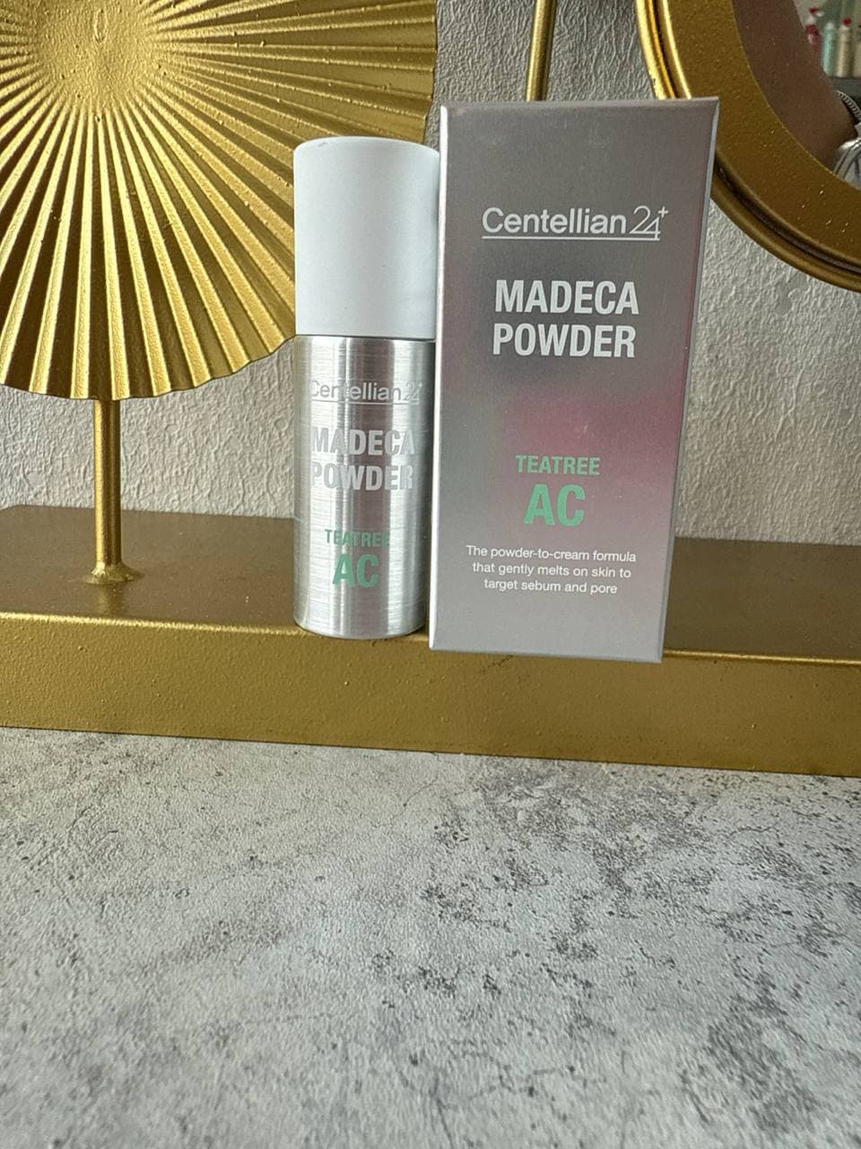 Centellian24 Madeca Powder Tea Tree AC, успокаивающая пудра с чайным деревом, 6г