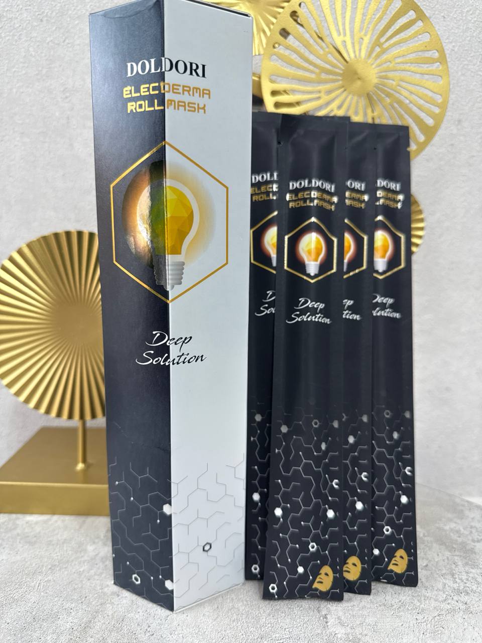 Cellvio Тканевая маска с микротоками Doldori Elecderma Roll Mask